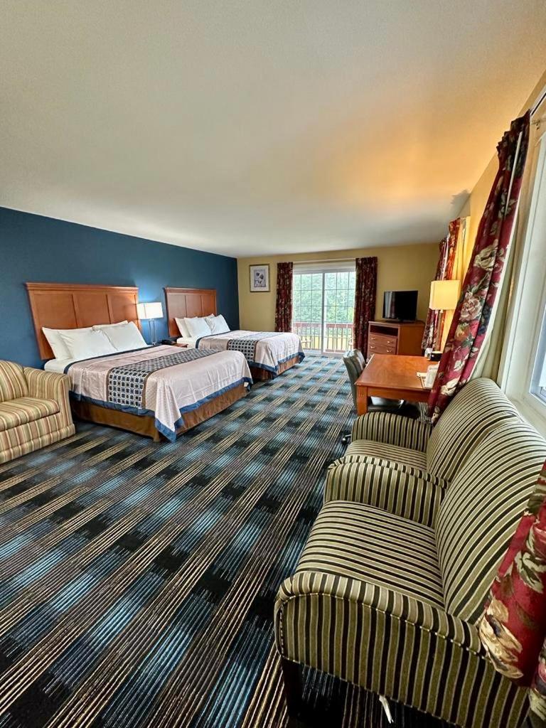 Swiss Chalets Village Inn North Conway Esterno foto
