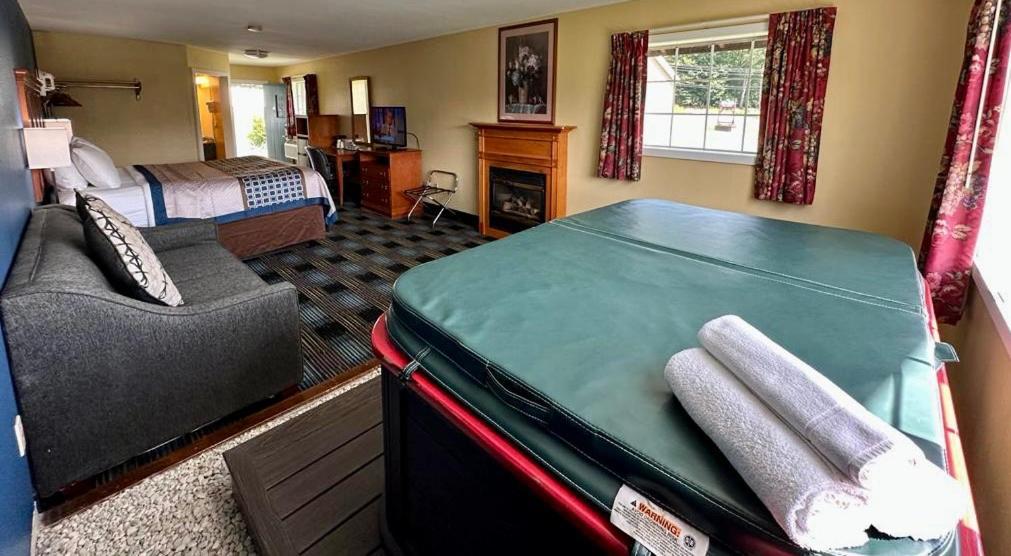 Swiss Chalets Village Inn North Conway Esterno foto