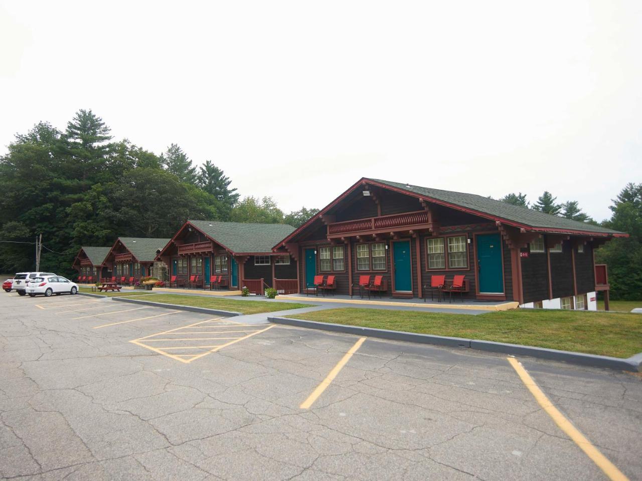 Swiss Chalets Village Inn North Conway Esterno foto